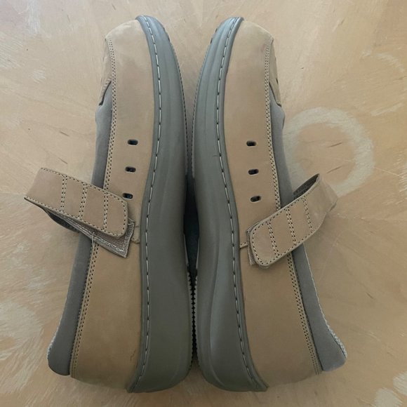 Orthofeet Wm Style 876 MaryJane Shoes 10 2E(X-Wide) Orthopedic Hook & Loop Strap - Picture 5 of 9
